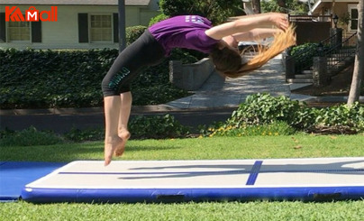 inflatable air track mat for training